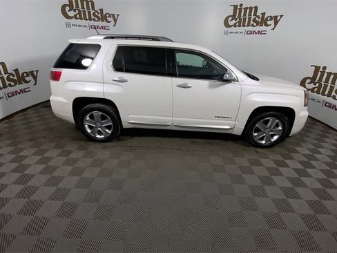 Used 2017 GMC Terrain Denali image 9