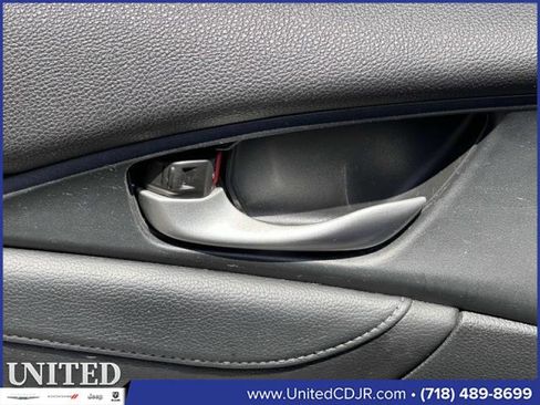 Used 2016 Honda Civic Touring image 15