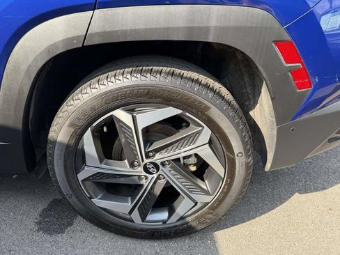 Certified 2023 Hyundai Tucson Limited AWD/4WD image 9
