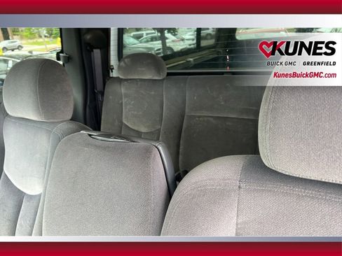 Used 2005 GMC Sierra 2500 SLE w/ Snow Plow Prep Package AWD/4WD image 33