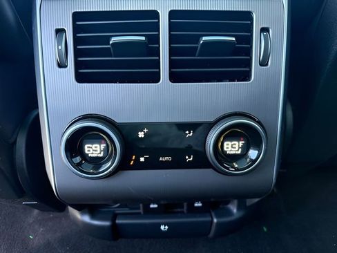 Used 2020 Land Rover Range Rover Sport HSE image 9