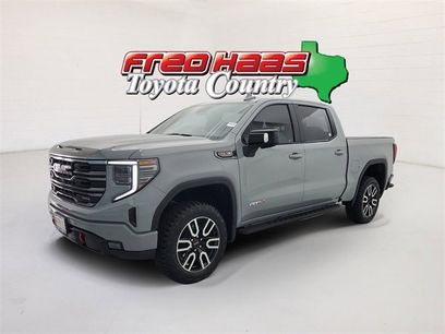 Used 2024 GMC Sierra 1500 AT4 w/ Technology Package