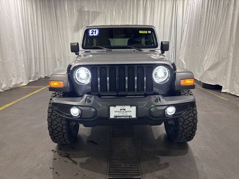 Used 2021 Jeep Wrangler Unlimited Sport image 8
