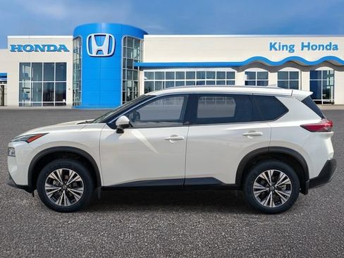 Used 2021 Nissan Rogue SV w/ Premium Package FWD image 12