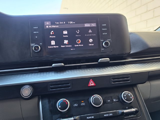 Used 2022 Kia Carnival LX FWD image 54