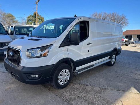 Used 2024 Ford Transit 250 T-250 Low Rf 9070 GVWR RWD w/ Exterior Upgrade Package image 3