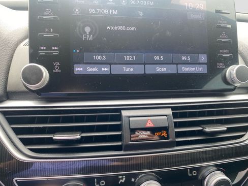 Used 2021 Honda Accord Sport image 21