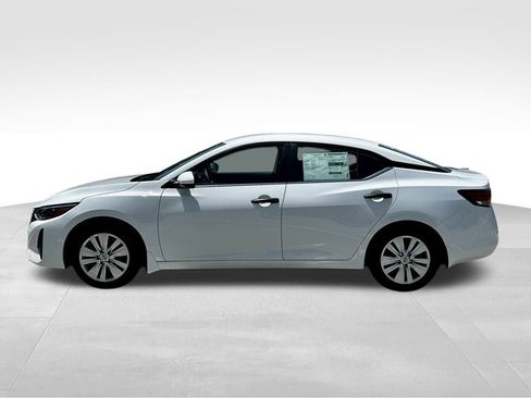 New 2025 Nissan Sentra S image 3