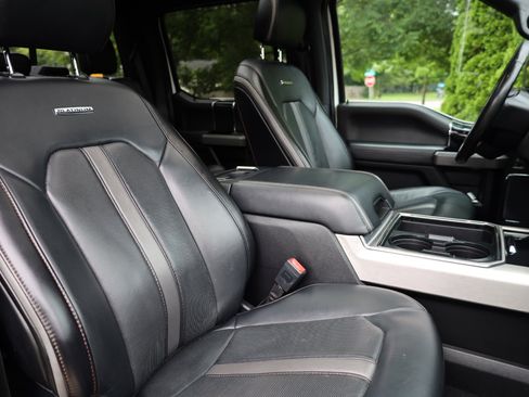 Used 2020 Ford F250 Platinum image 7