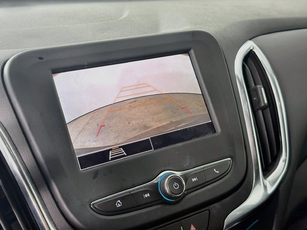 Used 2024 Chevrolet Equinox LT AWD/4WD image 13