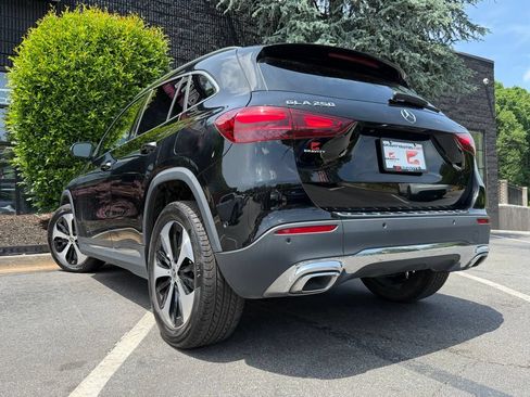 Used 2025 Mercedes-Benz GLA 250 4MATIC image 20