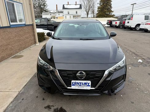 Used 2021 Nissan Sentra S image 2