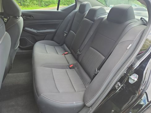 Used 2024 Nissan Altima 2.5 SV w/ SV Premium Package image 27