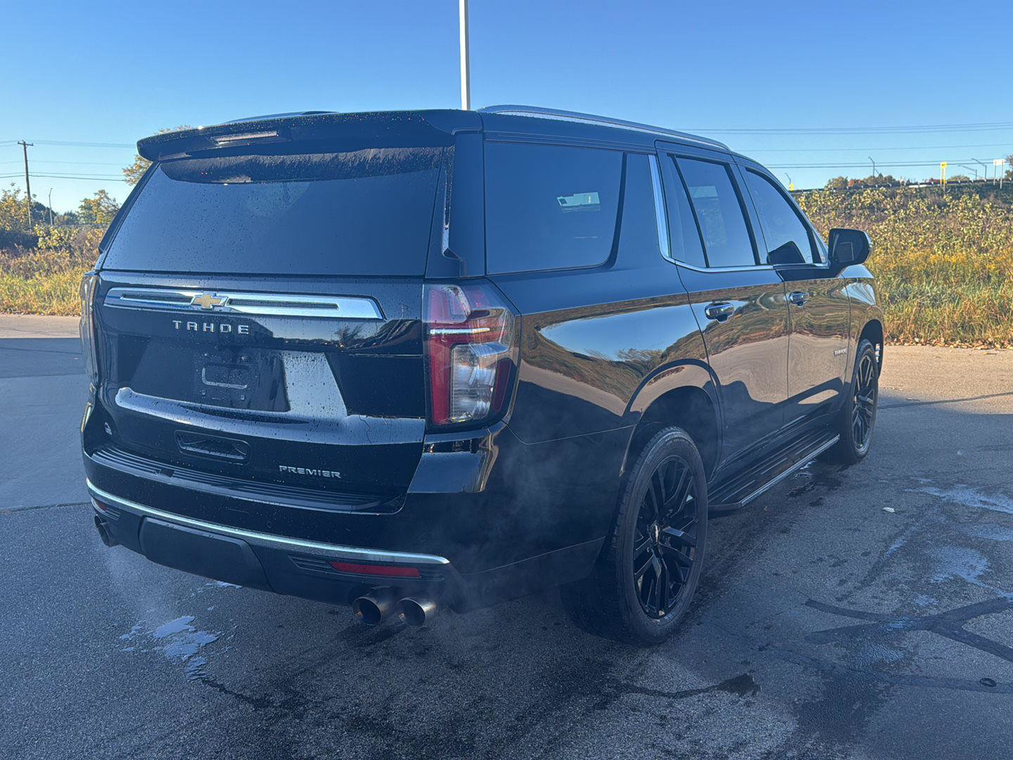 Used 2023 Chevrolet Tahoe Premier AWD/4WD image 5