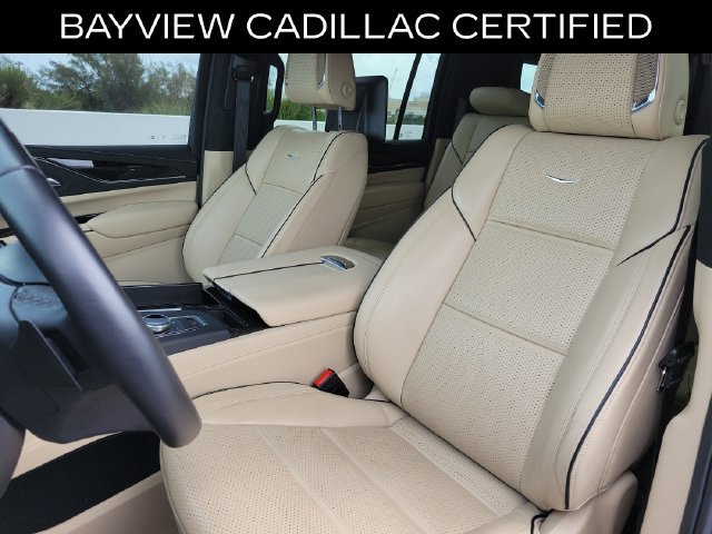 Certified 2024 Cadillac Escalade ESV Premium Luxury w/ Performance Package AWD/4WD image 18