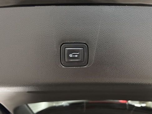 Used 2021 Chevrolet Traverse Premier w/ Redline Edition image 10