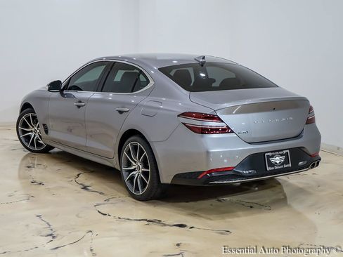 Used 2023 Genesis G70 2.0T RWD image 10
