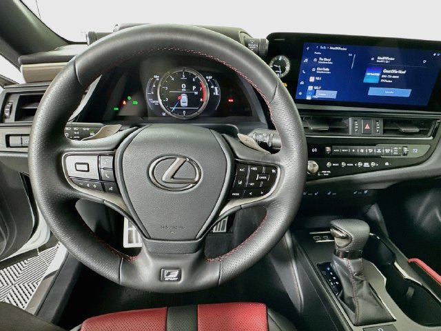 Used 2025 Lexus ES 350 F Sport FWD image 11