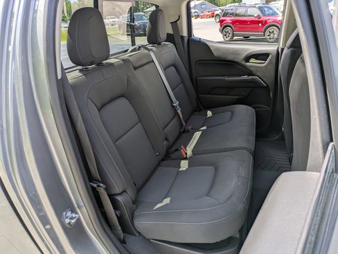 Used 2022 Chevrolet Colorado LT w/ LT Convenience Package AWD/4WD image 19