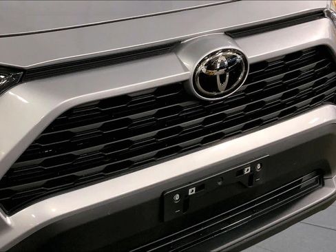 Used 2024 Toyota RAV4 LE AWD/4WD image 30