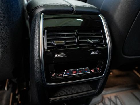 Used 2023 BMW X6 xDrive40i w/ M Sport Package image 65