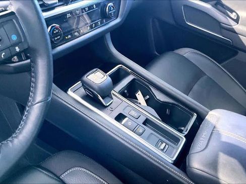 Certified 2023 Nissan Pathfinder SL w/ Lighting Package (N92) image 15