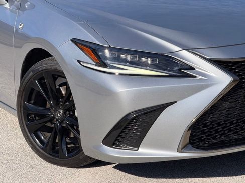 Certified 2022 Lexus ES 350 F Sport image 15
