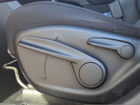 Used 2020 Jeep Cherokee Latitude image 21