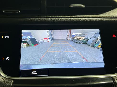 Used 2023 Cadillac XT5 Premium Luxury image 29