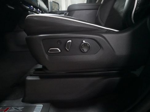 Used 2026 GMC Sierra 2500 AT4X AWD/4WD image 28