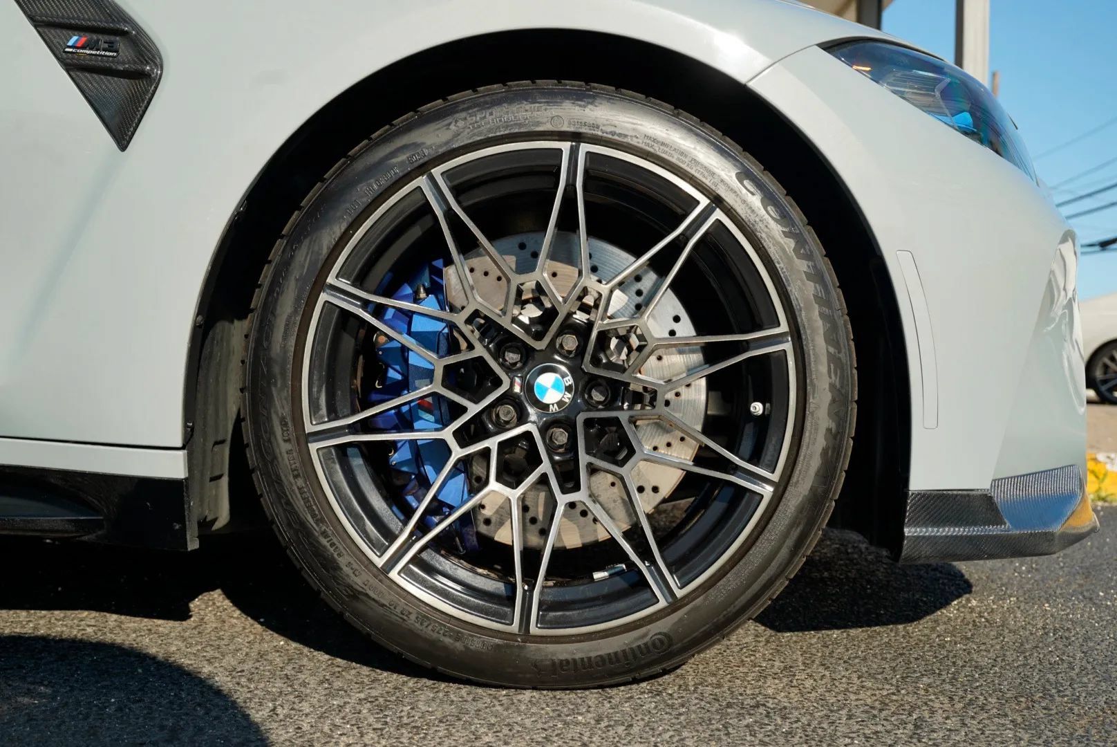 Used 2021 BMW M3 Competition w/ M Carbon Exterior Package RWD image 29