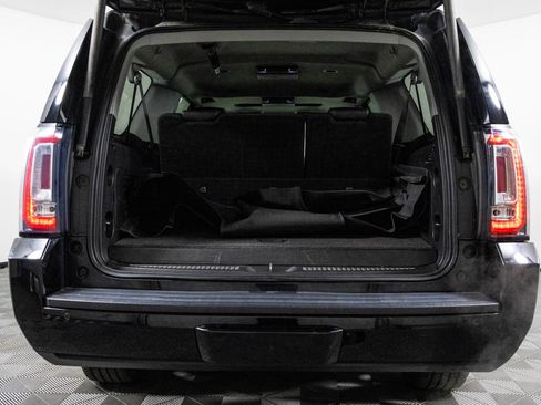 Used 2017 GMC Yukon XL SLT image 17