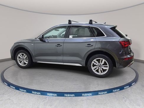 Used 2023 Audi Q5 2.0T Premium w/ Convenience Package image 9
