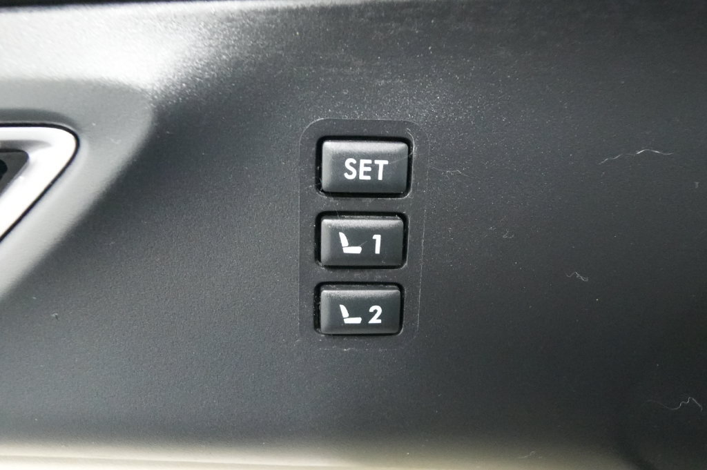 Used 2019 Subaru Ascent Limited w/ Popular Package #3 AWD/4WD image 18