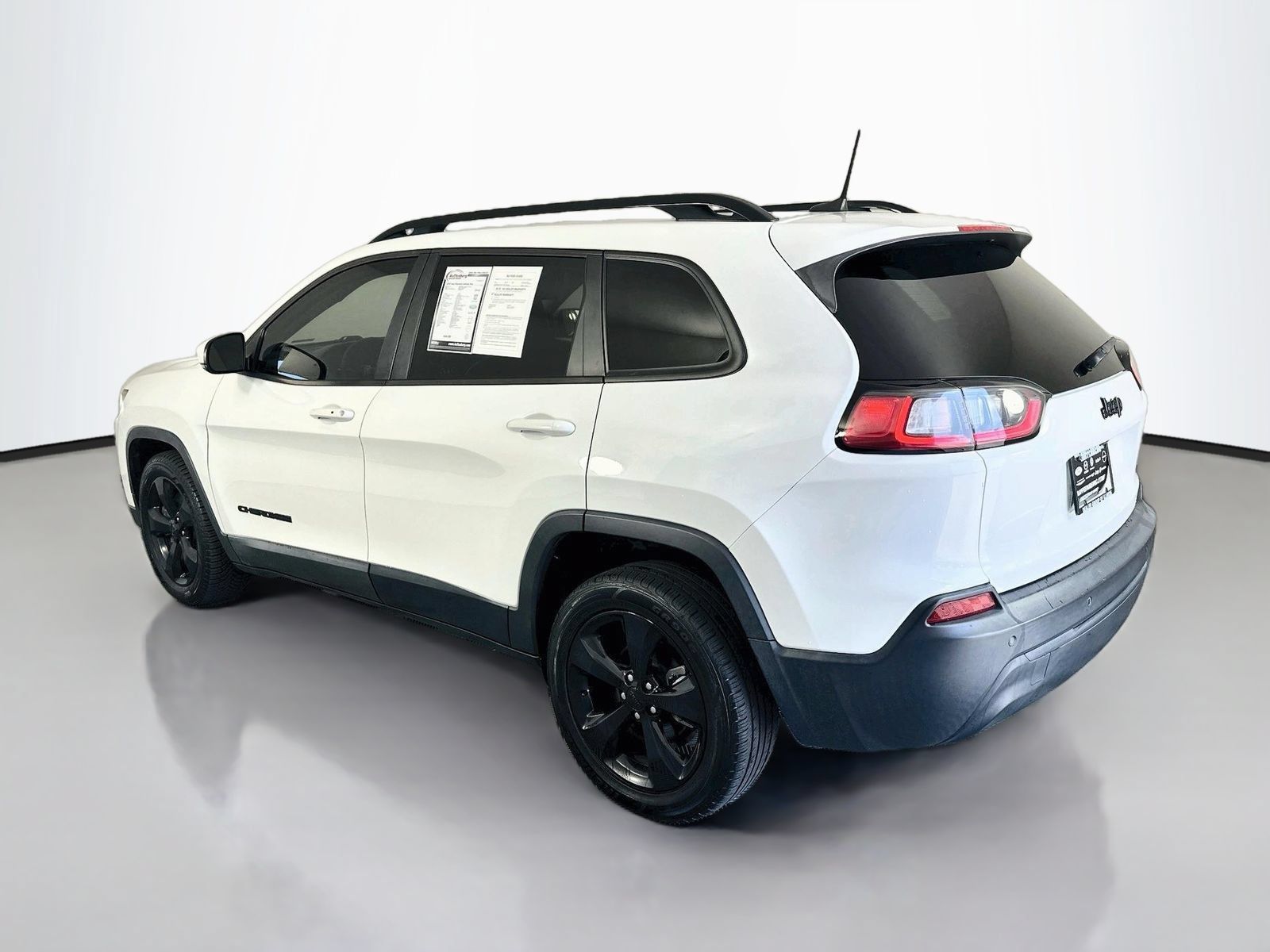 Used 2020 Jeep Cherokee Latitude Plus FWD image 5
