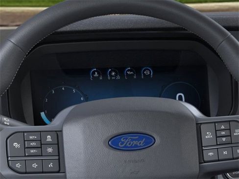 New 2025 Ford F150 Lariat w/ Equipment Group 502A High image 13