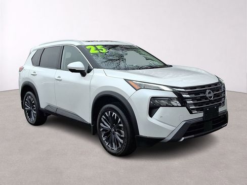 Used 2025 Nissan Rogue SL w/ Tech Package AWD/4WD image 1