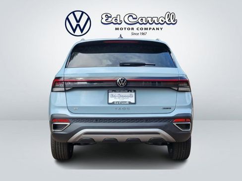 New 2025 Volkswagen Taos SE image 7