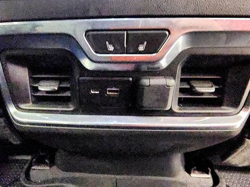 Used 2019 Chevrolet Silverado 1500 LTZ image 42