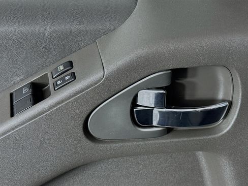 Used 2021 Nissan Frontier SV image 23