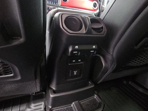 Used 2021 Jeep Wrangler Unlimited Rubicon AWD/4WD image 33