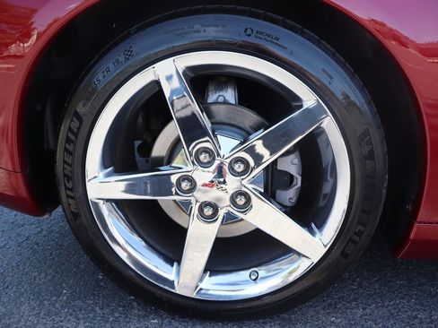 Used 2006 Chevrolet Corvette Convertible w/ Preferred Equipment Group RWD image 37