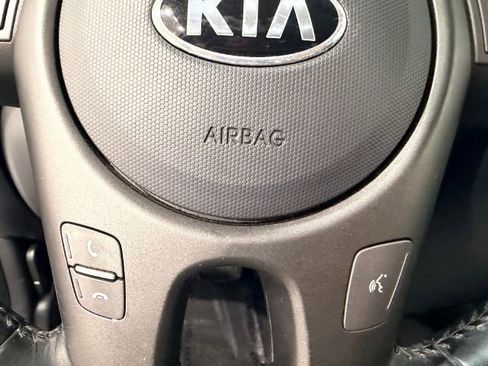 Used 2013 Kia Soul + FWD image 16