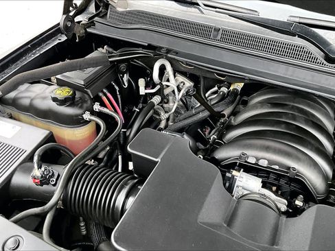 Used 2019 GMC Yukon SLT image 32