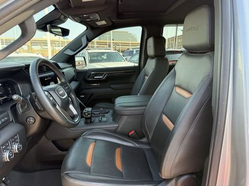 Used 2023 GMC Sierra 1500 AT4 w/ Technology Package AWD/4WD image 27