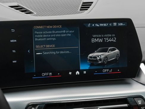 Used 2025 BMW X2 xDrive28i image 36