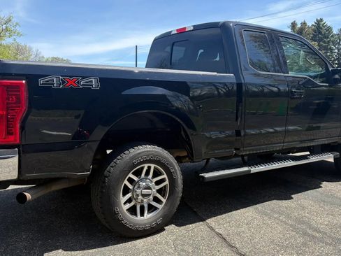 Used 2017 Ford F250 Lariat w/ Lariat Value Package AWD/4WD image 10