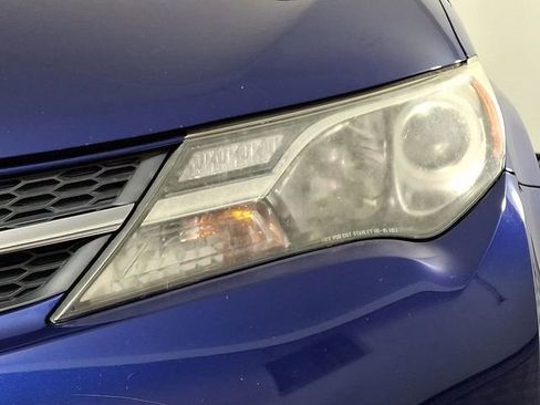 Used 2015 Toyota RAV4 LE image 12