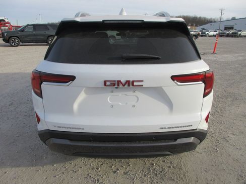 New 2026 GMC Terrain Elevation image 5