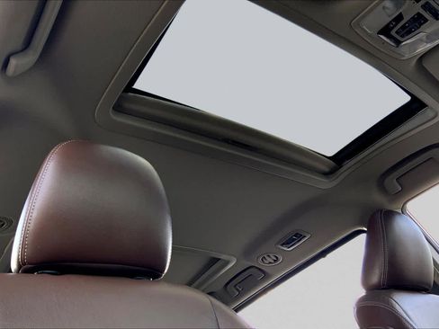 Used 2015 Toyota Sienna Limited FWD image 14